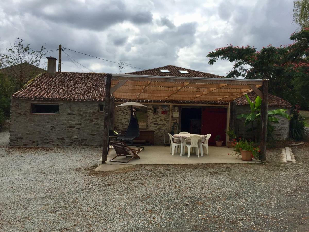 Ouche De Gravoire Gite Vallet Bagian luar foto